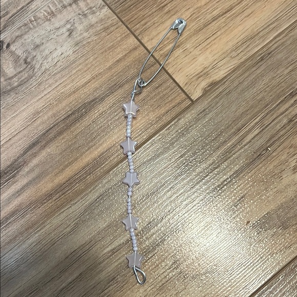 Star Beaded Keychain - Picture 2 of 8